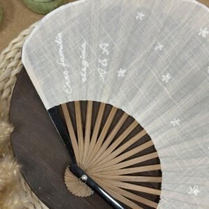 ABANICO BORDADO A MANO